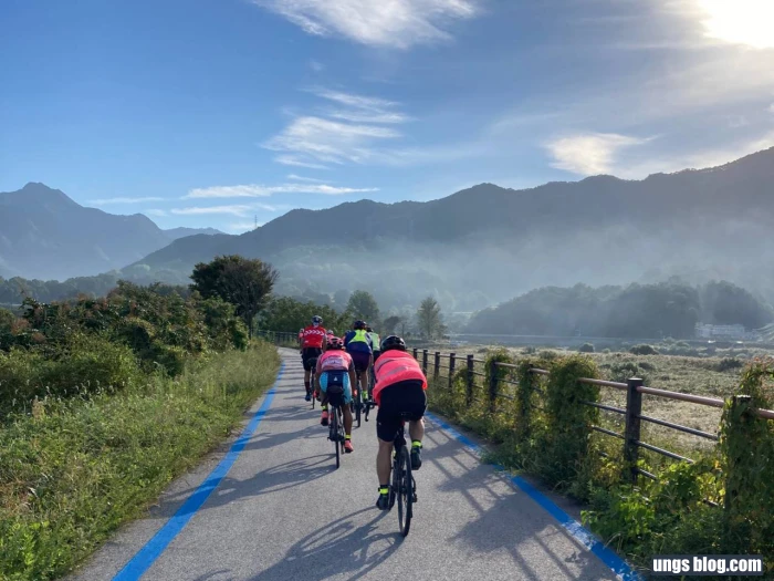 Why South Korea is Great place for Road Cycling, Korea Cycling Road view 1, Group riding